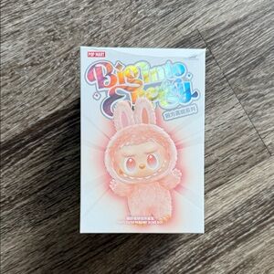 Love Labubu - Big Into Energy